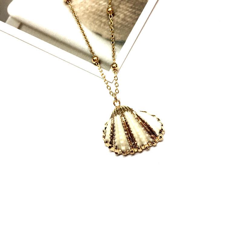 Natural Gold-Plated Conch Pendant Necklace - Colorful Shell & Clavicle Design