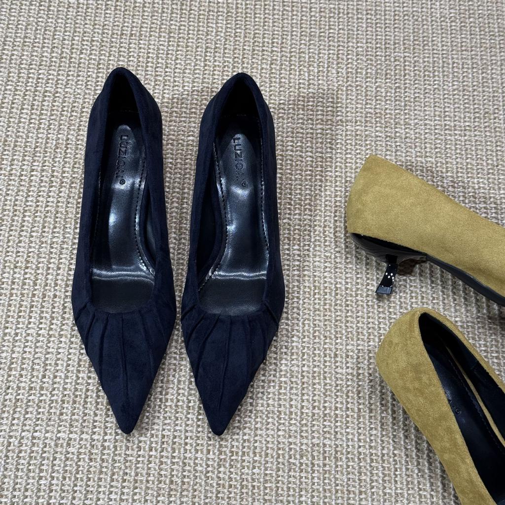 2025 neue spitze Wildleder plissierte flache Mund Stiletto Pendler Arbeit Damen Einzelschuhe Baita Schuhe