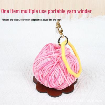Rotatable Portable Blue Floral Wrist Yarn Holder - Cute Small Knitting Gadget
