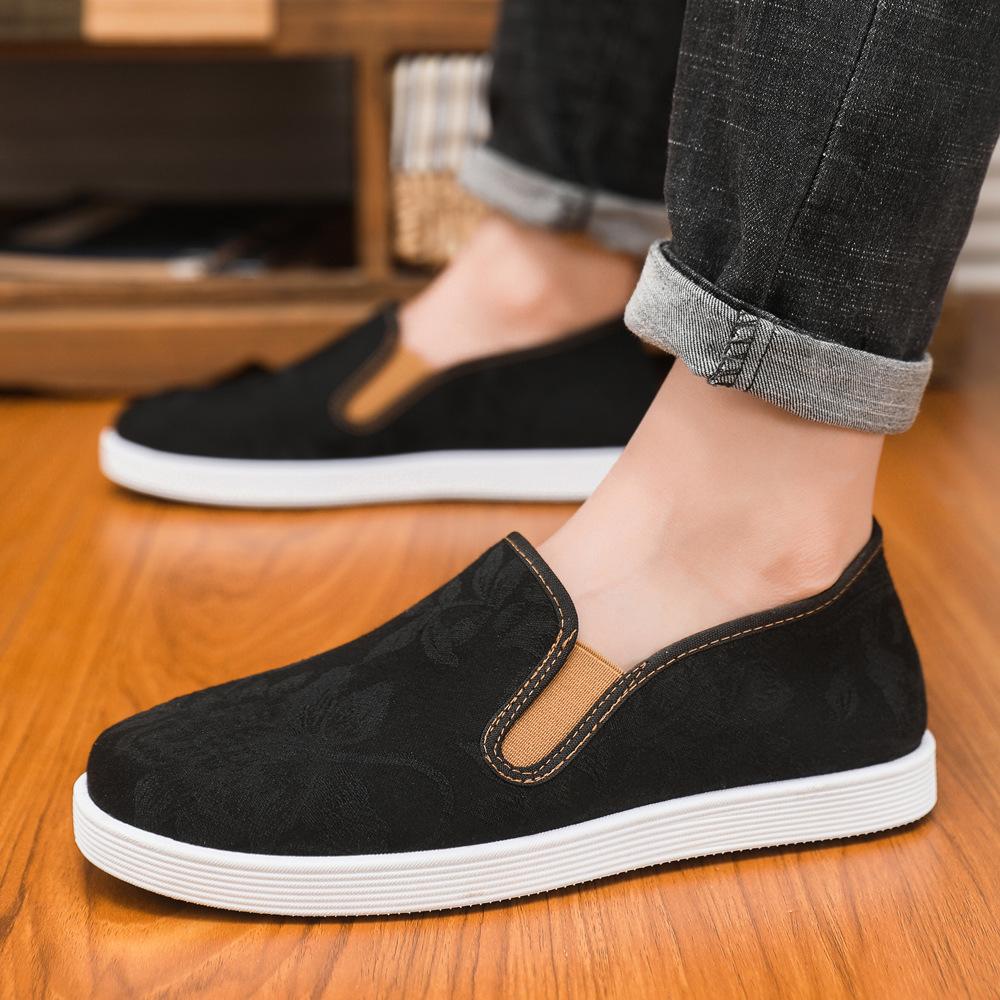 Cloth shoes men's comfortable casual board shoes soft sole soft surface non-slip breathable versatile cloth shoes one pedal driving shoes