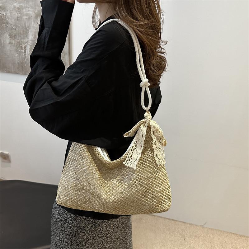 Elegant Vintage Woven Tote Bag For Women Perfect For Everyday Use And Fashion