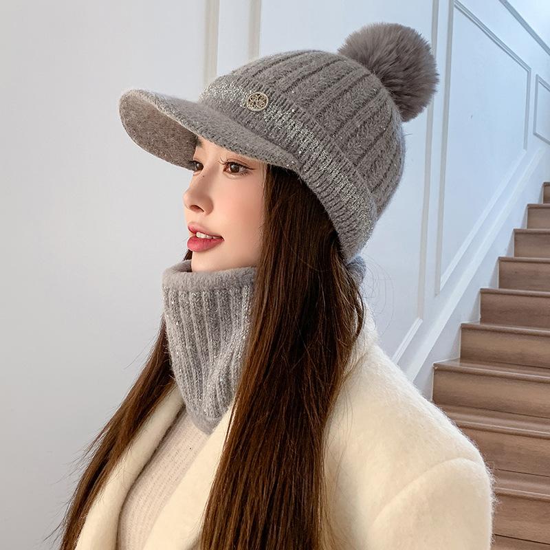 Wool Hat Female Autumn and Winter Winter Knit Beanie Hat with Pom Pom and Ear Flaps, Outdoor Warm Ear Protection Cap