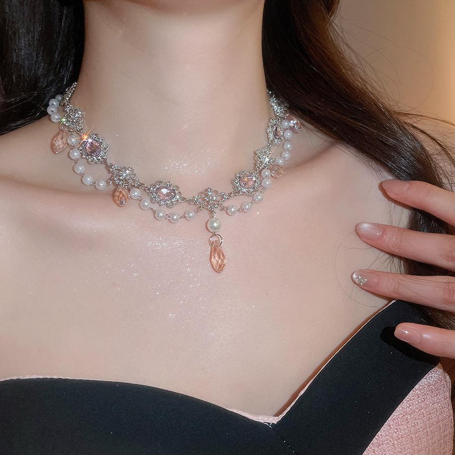 Korean Style Rhinestone Flower & Pearl Necklace: Elegant, Fashionable Clavicle Chain for Women 