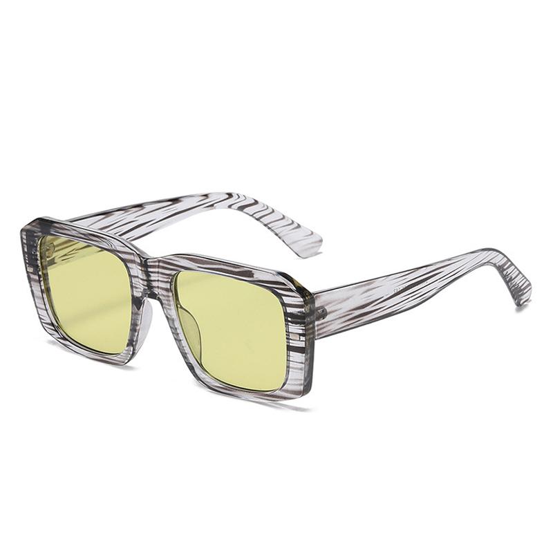 

SO&EI Ins Popular Fashion Square Women Sunglasses Vintage Rivets Punk Men Blue Green Shades UV400 Clear Lens Frame