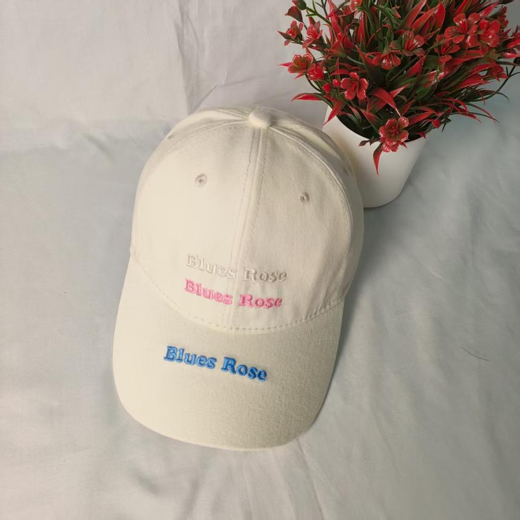 New Baseball Cap, Letter Cap, Curved Brim Embroidery, Fashionable Men's and Women's Sports Cap, Sunshade and Sun Protection, Showing a Small Face
