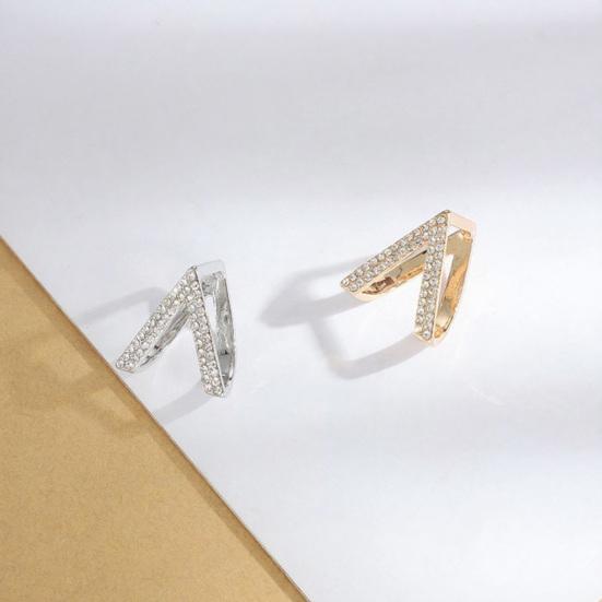 Scarf Button Sparkling Rhinestones Three-Ring Scarf Buckle Versatile Scarf Shawl Fastener Fashion Accessory