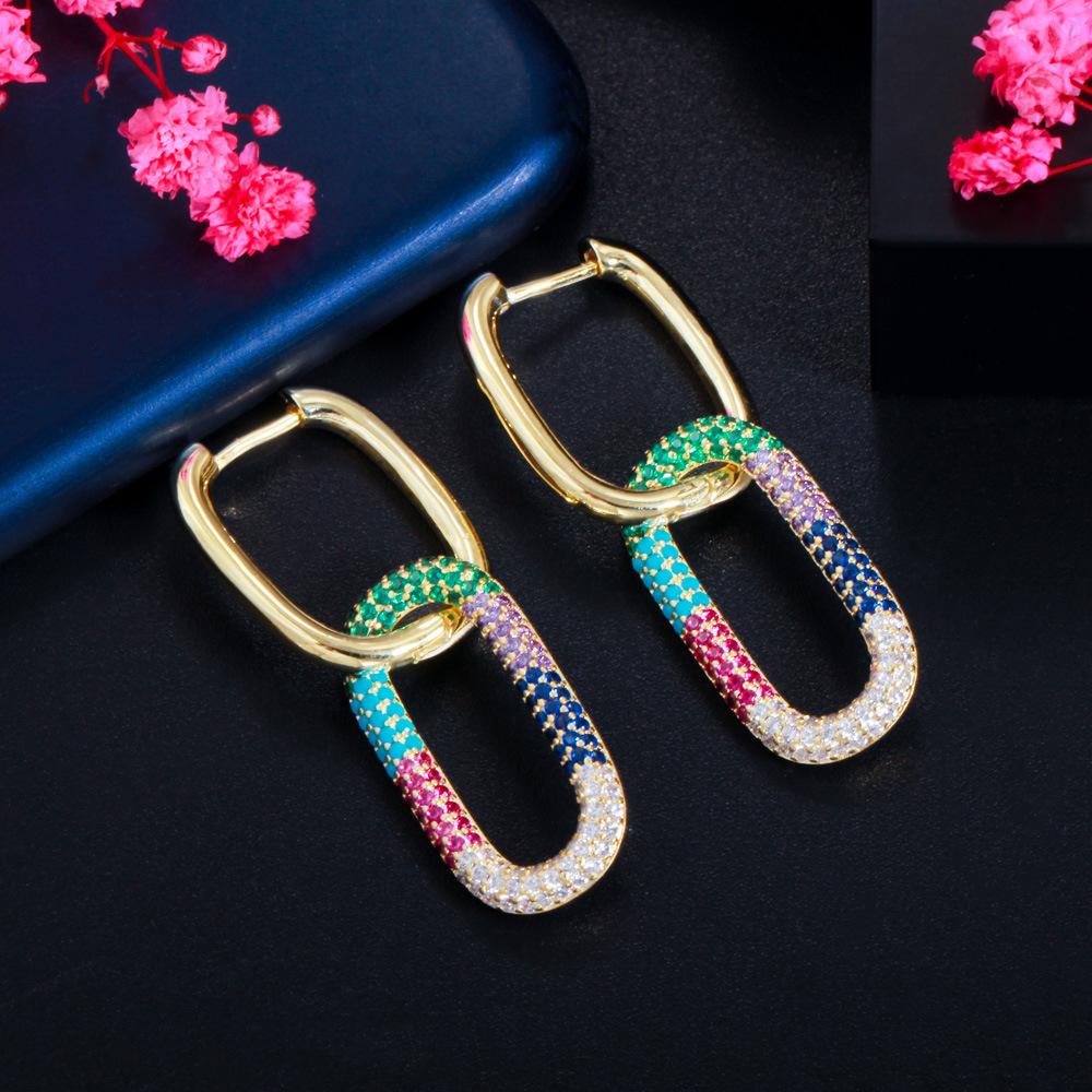 

Хип-хоп Геометрические Винтажные Серьги Микроинкрустированные Цирконом Бриллиантом Двойное Кольцо Замок Серьги Серьги-гвоздики