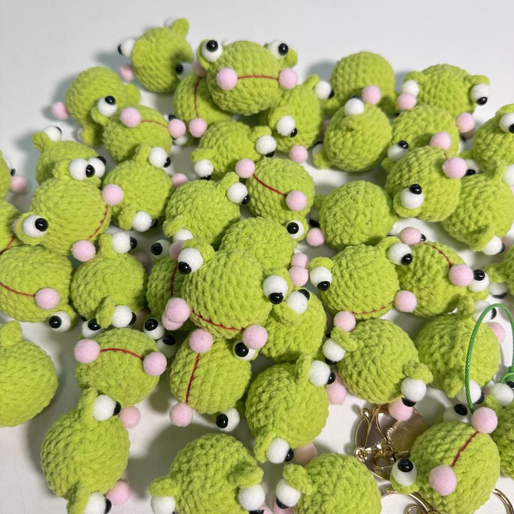 4cm Cute Crochet Keychains Knitting Funny Frog Keychain Creative Key Holder For Keys Storage Bag Knitted Doll Keyrings Wholesale