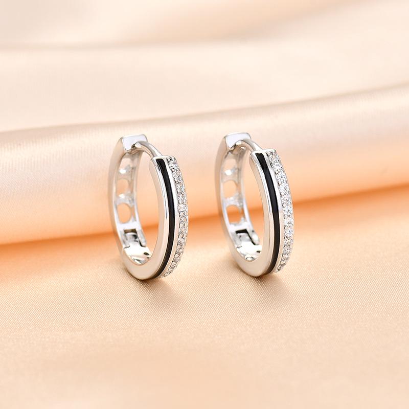 European & American Retro S925 Silver Diamond Earrings with Unique Drop Design