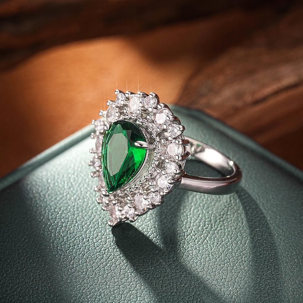 Luxury  Sterling Silver Droplet Pear Shaped Inlaid Zircon Emerald Rings for Women Banquet Engagement Party Fine  Gift