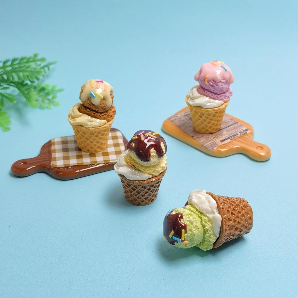 100Pcs/Bag 3D Ice Cream Cone Resin No Hole Beads Model for DIY Scrapbooking Phone Case Hair Clips Craft Jewelry Making Supplies