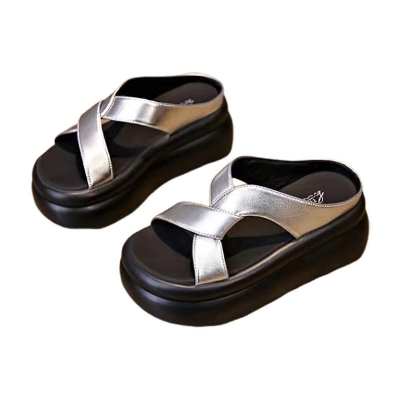Slippers Thick-soled Shoes Flip-flops Beach Sandals