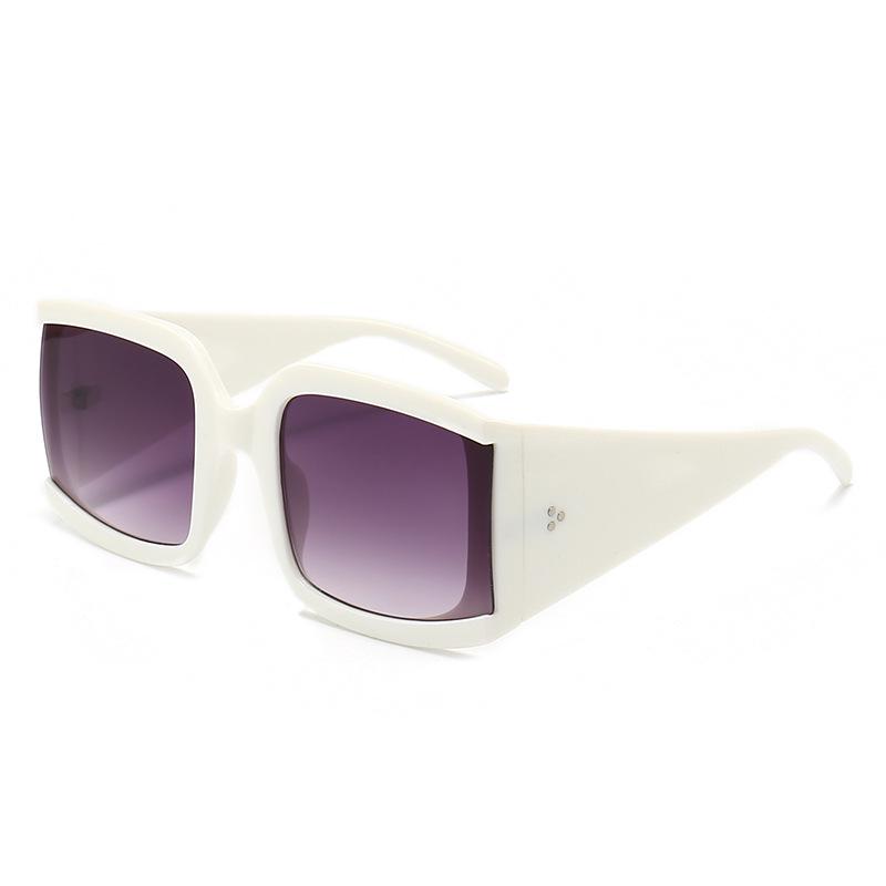Women s Trendy Square Frame Sunglasses - European  American Style, Large Size (Model 20040)
