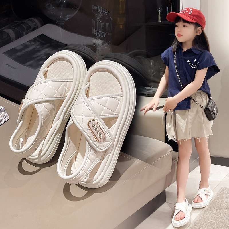 Girls Sandals Medium and Older Children 2025 Popular Summer Fashion Small Fragrant Style Girls Soft Sole Children's Casual Princess Shoes