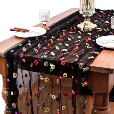 Hot Embroidery Daisy Table Runner Soft Breathable Tulle Table Runner Durable Kitchen Dining Table Decoration for Wedding Party