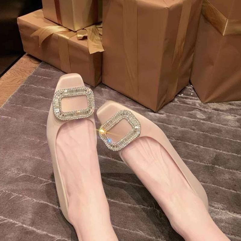 Damen-Single-Schuhe mit niedrigem Absatz und eckiger Spitze mit Strassstein-Schnalle Seiden-Satin-Slip-Ons Flache Sohle Vielseitig Und Stilvoll