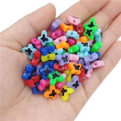 Home Party Supplies für die Herstellung von Armbändern, Halsketten, Ohrringen, Acryl-Pflaumenblüten, 30 Stück Charms, Farbblockierung, Schmetterlings-Blumenperlen, kreativ