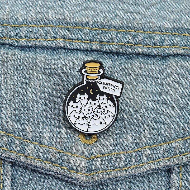 Cartoon Cat Happiness Potion Enamel Pin, Cat Lover Metal Brooch, Lapel Backpack Badge, Creative Jewelry Gift