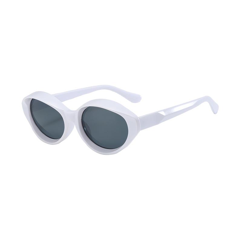 Retro Cat'S Eye Small Frame Glasses Sunglasses Women'S Sunscreen Uv Protection Sunglasses Are Thin