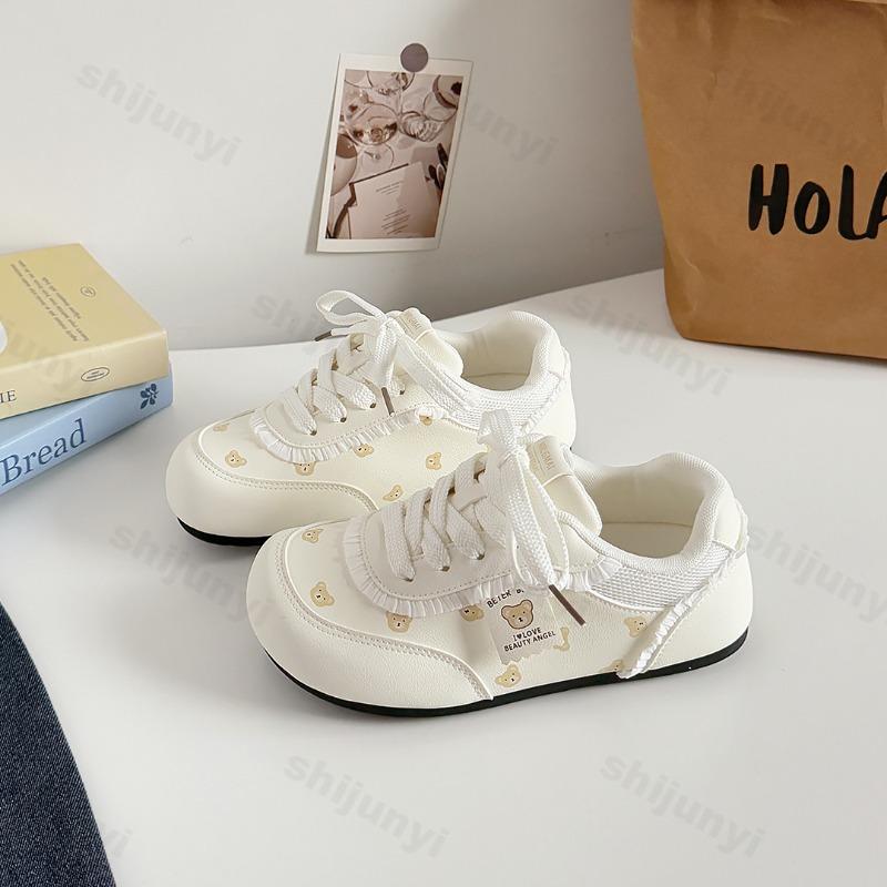 Fashion Autumn Women Casual Sports Shoes 2025 Comfortable Anti Slip Outdoor Vulcanized Shoes Bear Lace Up Fashion Running Flat Shoes