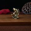 Messing Koi Fisch Schmuckstück für Zuhause Wohnzimmer Büro Teetisch Teepet Dekoration Bronze Handwerkskunst Dekoration Koi Fisch Schmuckstück