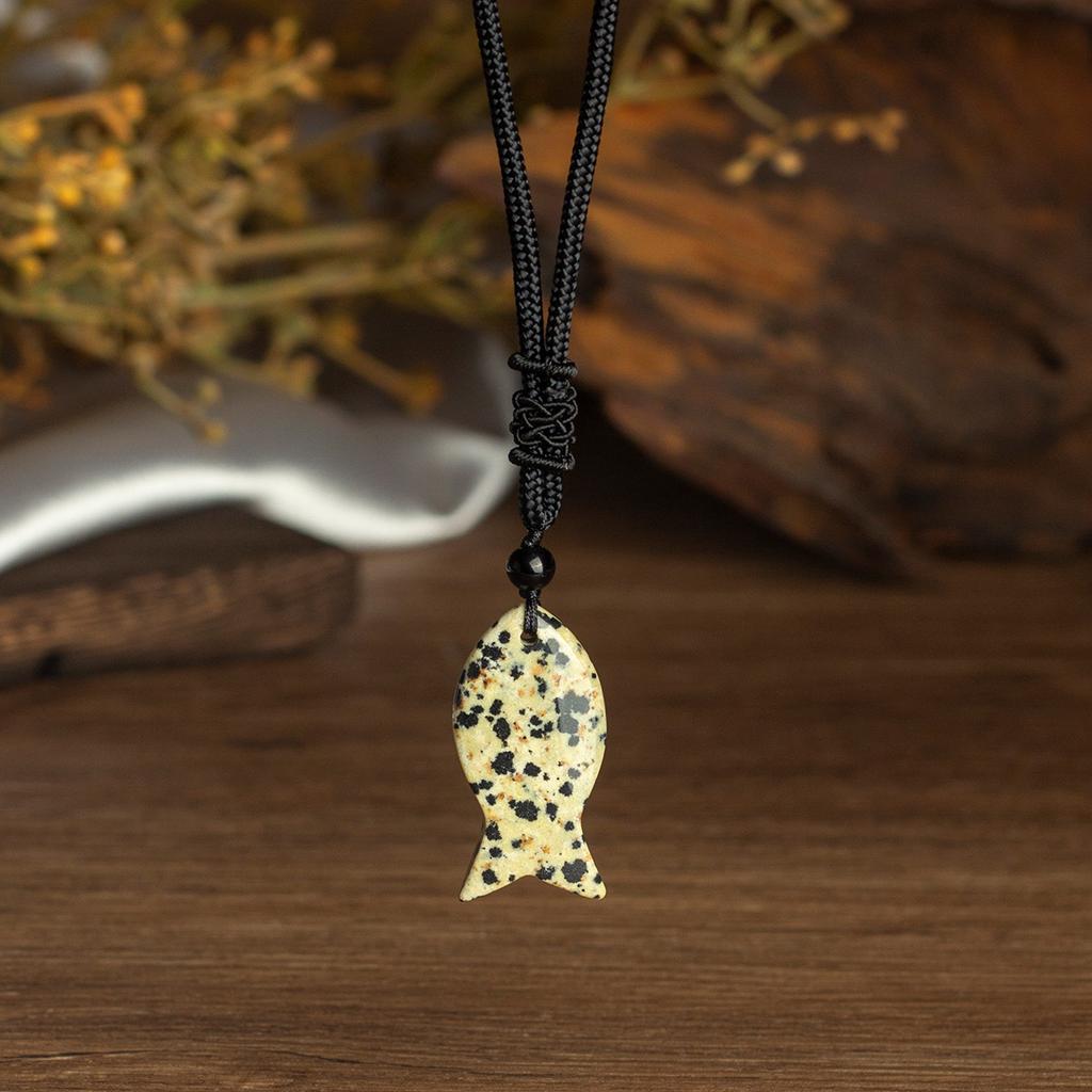Natural crystal pendant, pink crystal, Dongling, woven fish brand necklace, jewelry