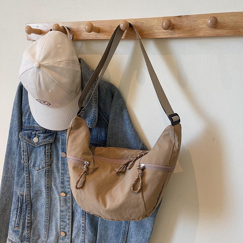 2025 Fashionable New Women's Leisure Large-capacity Croissant Lightweight One-shoulder Underarm Bag Simple One-shoulder Dumpling Bag