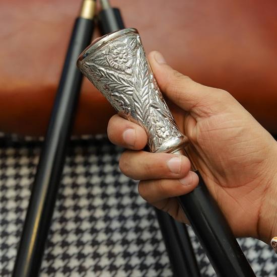 Floral Embossed Silver Tone Walking Cane Gentleman's Detachable Black Wooden Stick