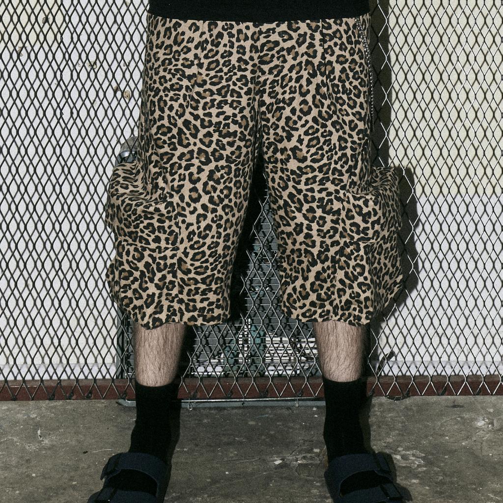 Hetelo Extended Bermuda Pants (Leopard)