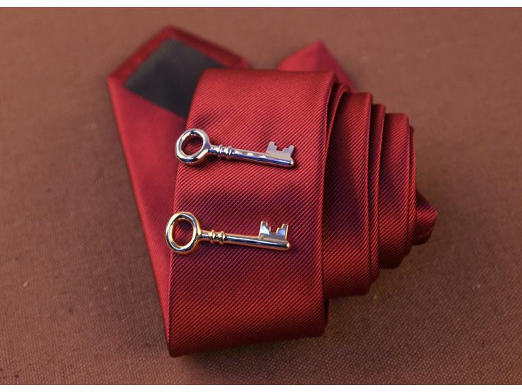 Herren Krawattenklammer - Schnurrbart, Schwarze Feder & Anker Designs verfügbar