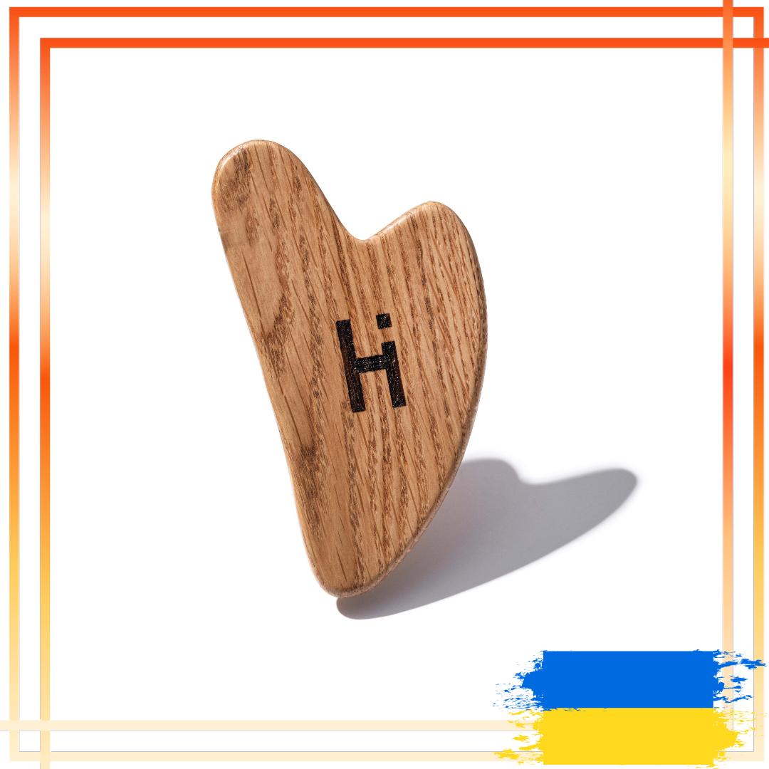 

Скребок гуаша для масажу обличчя дерев яний Hillary