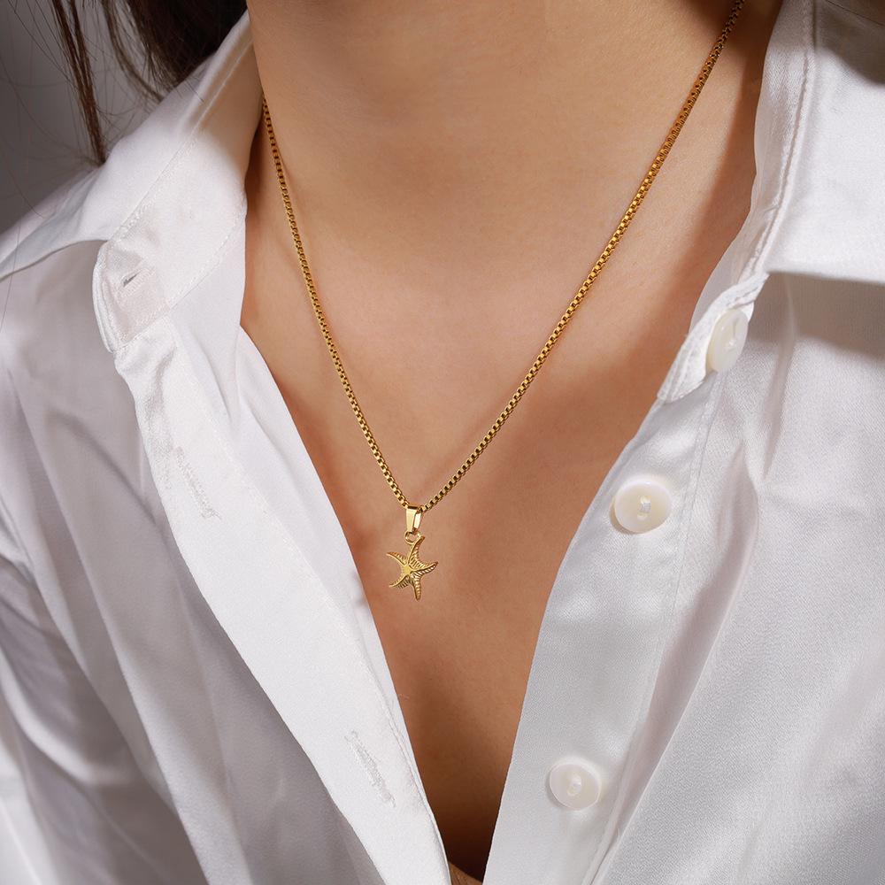 Vacation Style Ocean Starfish Necklace: Women's European & American Niche Design, Versatile Clavicle Chain, High-End Fashion Jewelry