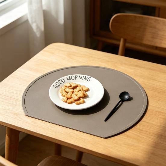 Silicone Placemats, Non-Slip Waterproof Dining Table Mat, Heat-Resistant Kitchen Placemat for Dining Room, Coffee Table, Countertop