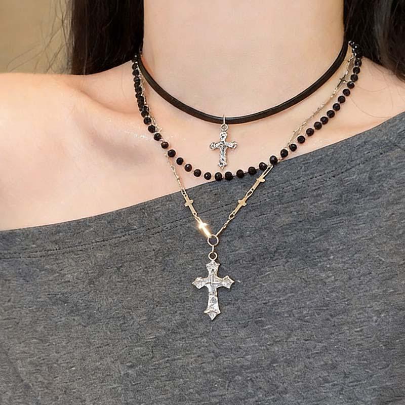 Retro Y2K Dark Punk Beaded Necklace - Multi-layered Clavicle Chain for Women