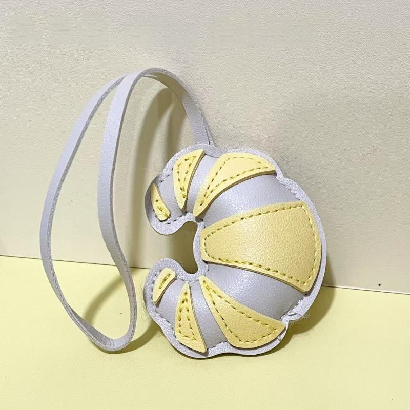 1Pcs Luggage Accessories Creative Croissant Keychain Leather Bread Shape Handbag Messenger Bag Underarm Bag Pendant