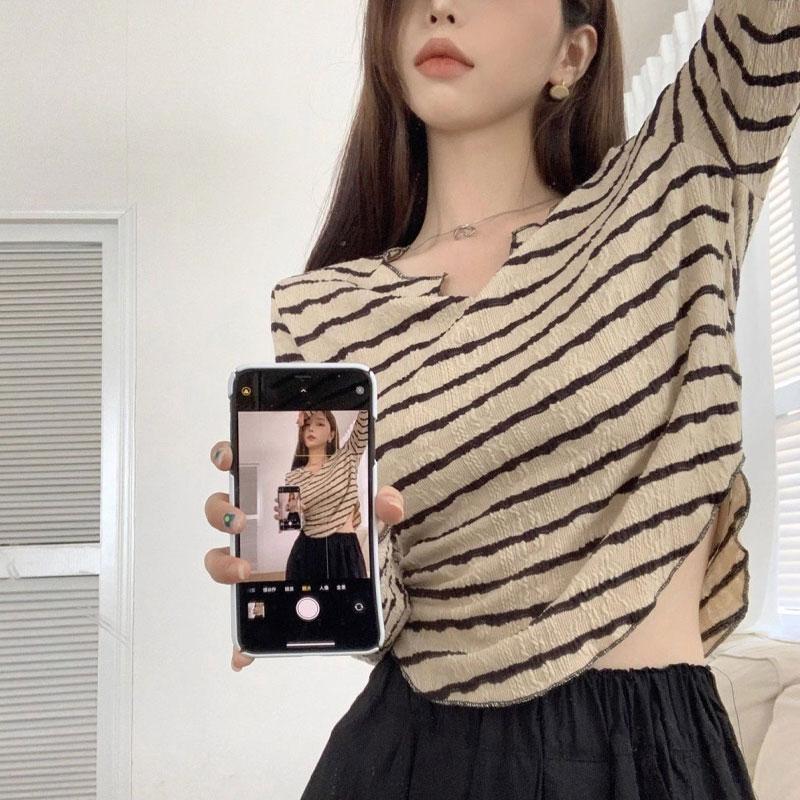 Irregular V-neck Striped Long-sleeved T-shirt Women's Autumn Winter New Slim Bottoming Shirt Short Top