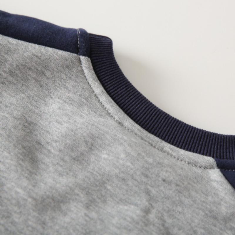 Boys Sweater Children's Clothing 2025 Autumn and Winter New Children's Sleeved Sweater Fashionable Thickened Warm Top