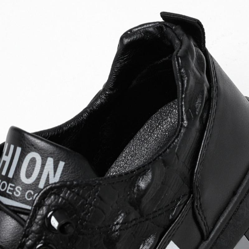 New Men Loafers Spring New Breathable Comfortable Leather Casual Shoes Male Flats Shoe Youth Hot Sole Sneakers Zapatos De Hombre
