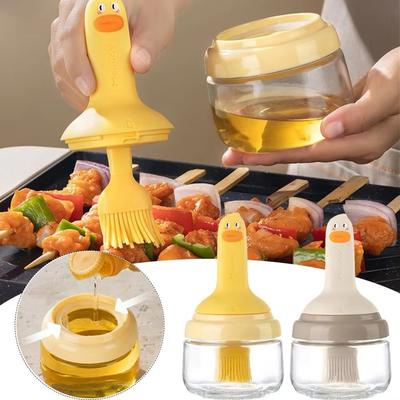 Food-grade Kitchen Oil Brush All-in-One Silicone Oil Bottle Cartoon Oil Brush  Outdoor