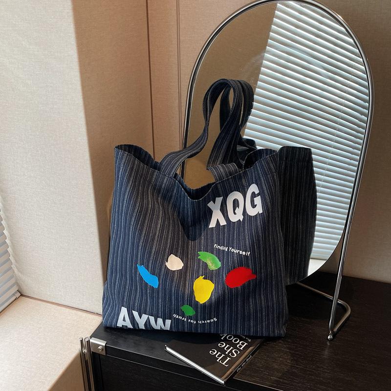 Large Capacity Denim Bag Women's New Fashion Striped Versatile Shoulder Bag Going Out Commuting Tote Bag