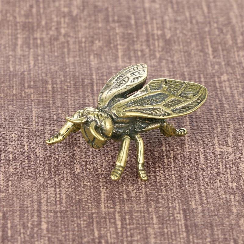 Fly Ornament Insect Honey Bee Figurines Miniatures Tea Pet Funny Crafts Collection Desktop Small Ornaments Home Decoration Craft