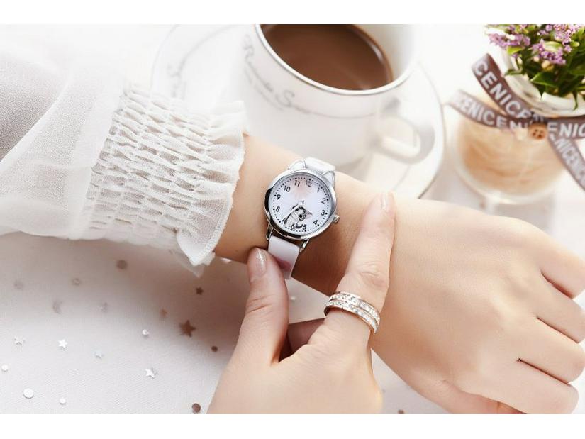 Stylish Kids' Leather Strap Quartz Watch for Girls and Boys