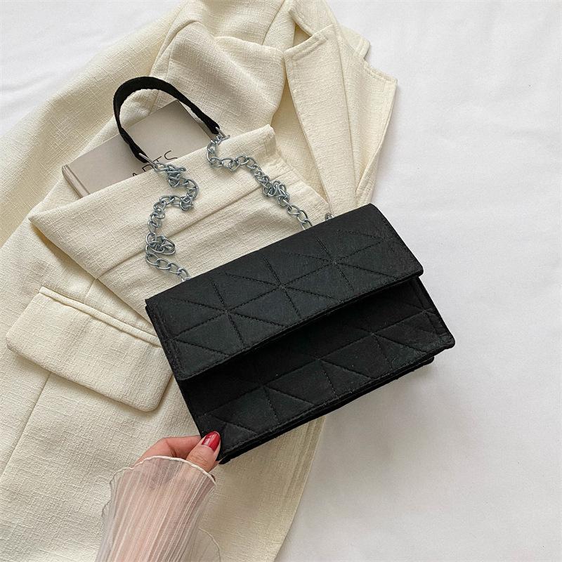 Simple Chain Shoulder Bag Casual Commuter Crossbody Bag New Summer Bag Women's Niche Fashion Square Bag