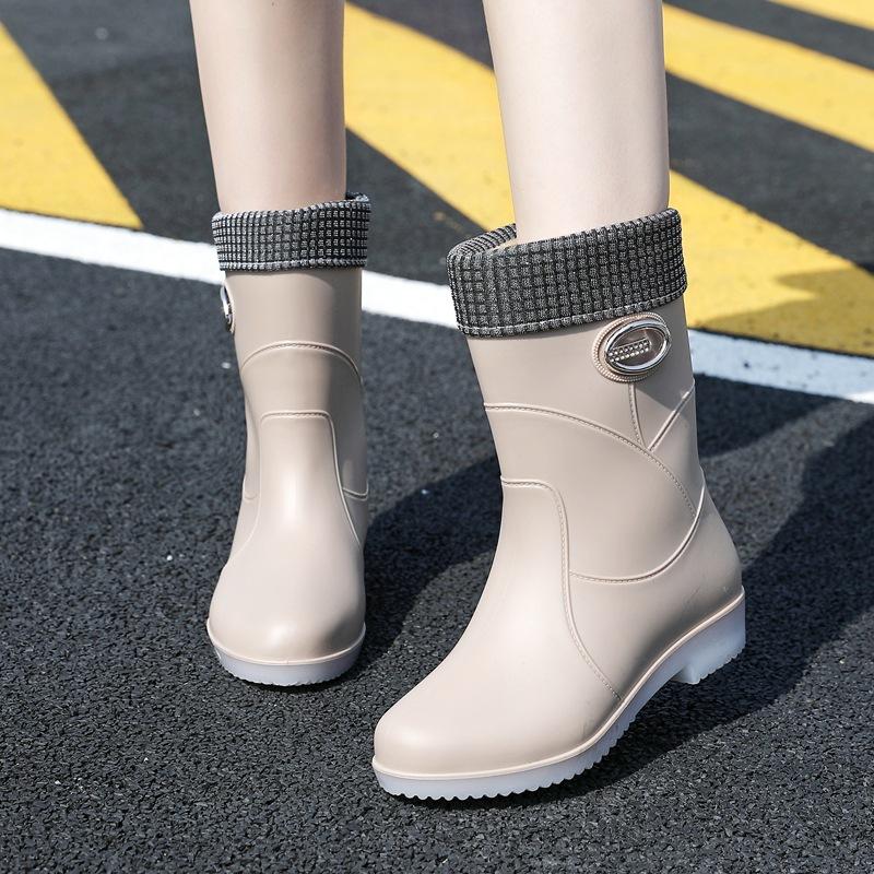 Water shoes medium tube women's outer wear adult rain shoes rain boots warm rubber shoes kitchen non-slip waterproof shoes women's fashion