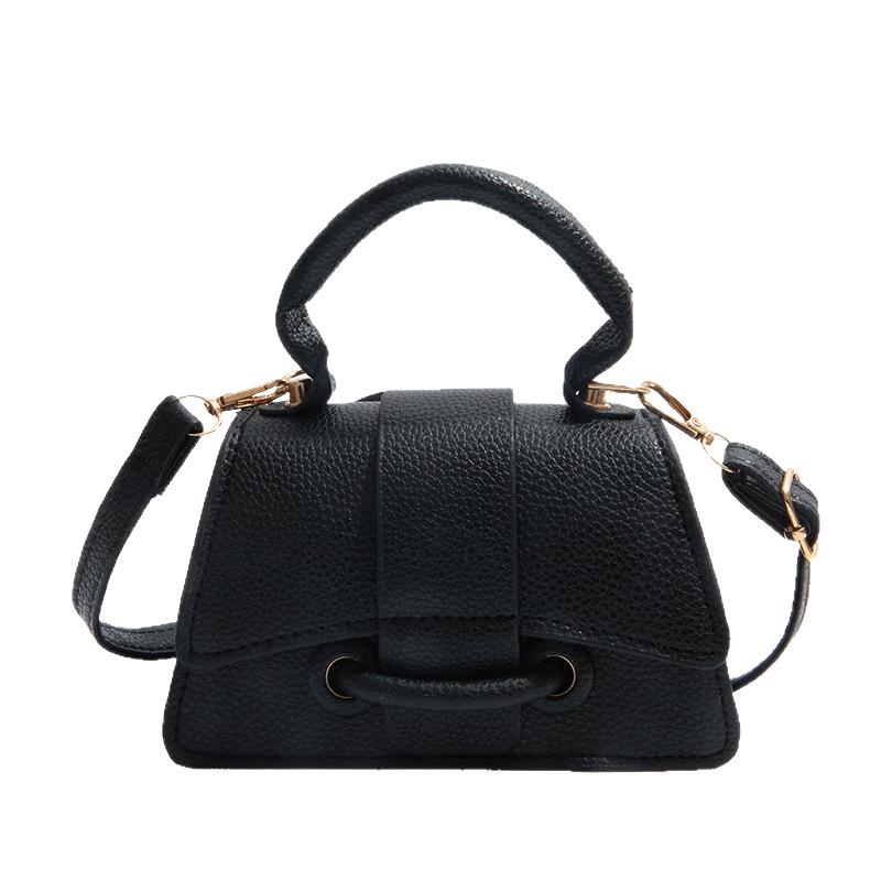 A Niche Handbag with Versatile Style - A Mini Crossbody Bag for Single Use