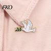 Metal Pin Brooch Pin, Pigeon Olive Branch Design Lapel Durable Backpack Decorative Badge for School Bag Clothes Accessories Precision