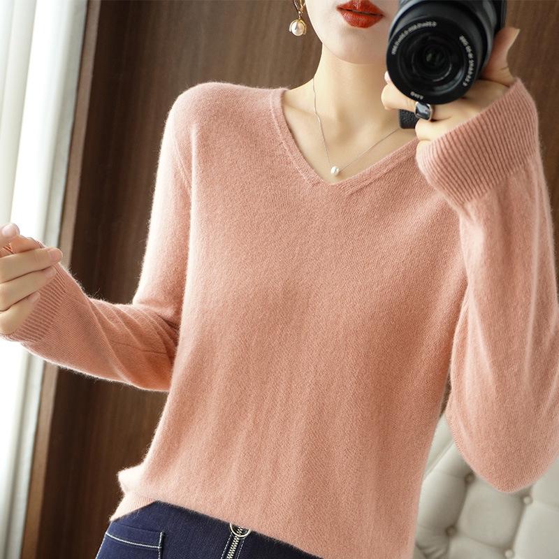 Women's V-Neck Pullover Sweater 2023 - Autumn/Winter Slimming Plus Size Basic Knit Top