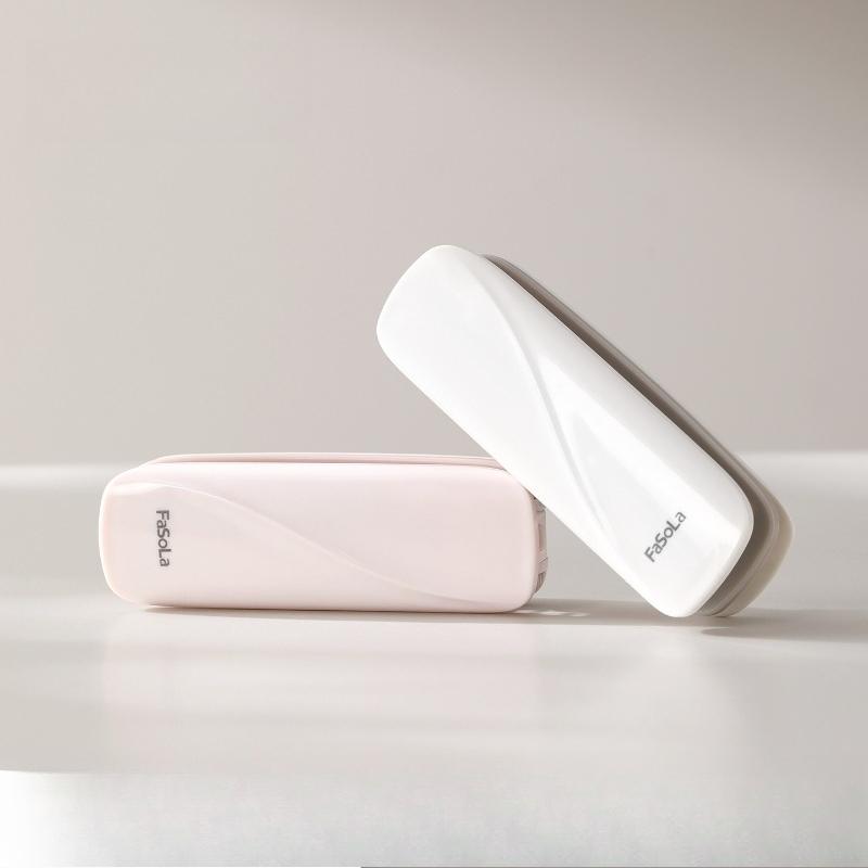 Portable Folding Comb for Smooth Hair, Portable and Easy To Carry, Mirror and Comb In One