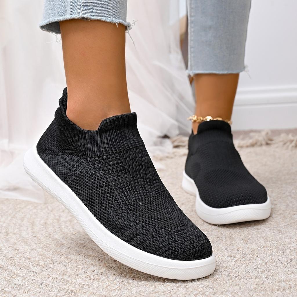 Fashion Women Vulcanized Shoes Solid Color Round Head Sneakers Slip On Flats Shoes Women Loafers Plus Size 43 Walking Flat Shoes