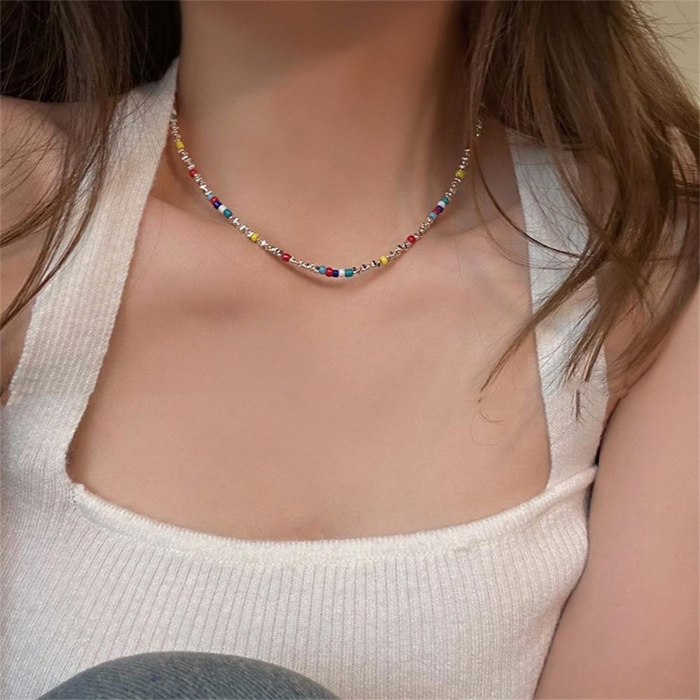 Sweet and cool dopamine color beaded necklace female summer design collarbone chain cold wind pearl neck chain